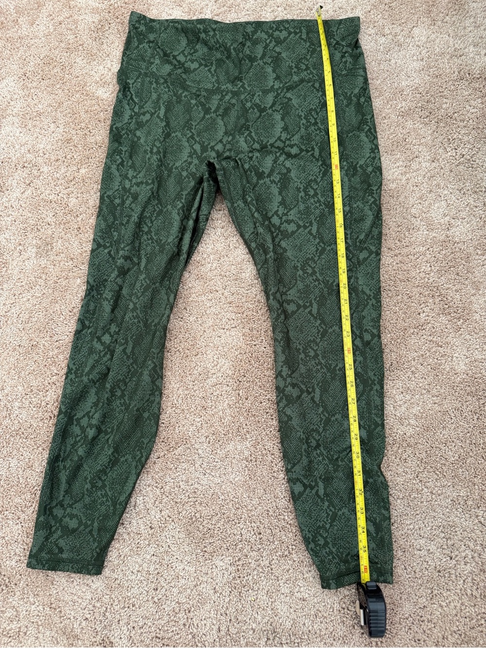 All In Motion Women's XXL Green Snakeskin Print Leggings - Picture 4 of 8